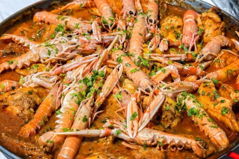 Must do things in Barcelona: Seafood Paella
