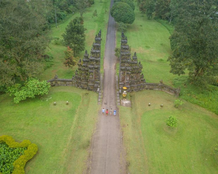 One Week in Bali: Handara Gates