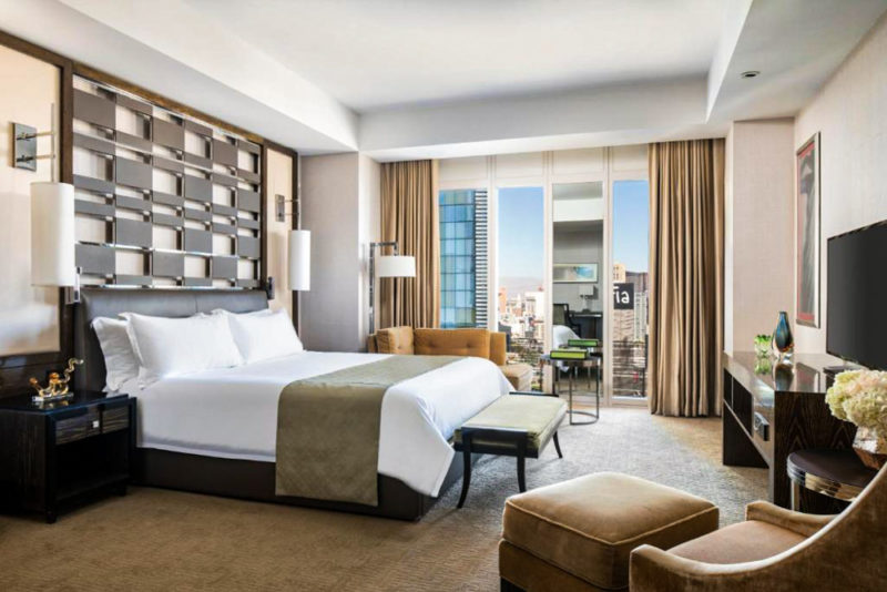 Unique Las Vegas Hotels: Waldorf Astoria Las Vegas