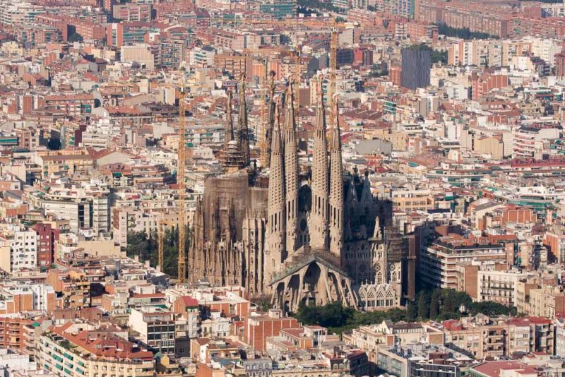 Unique Things to do in Barcelona: Sagrada Familia
