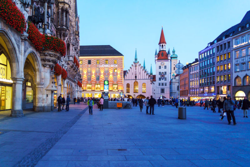 Unique Things to do in Munich: Walking Tour of the Altstadt