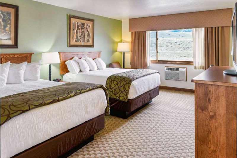 Best Hotels Near Yellowstone National Park: The Ridgeline Hotel at Yellowstone