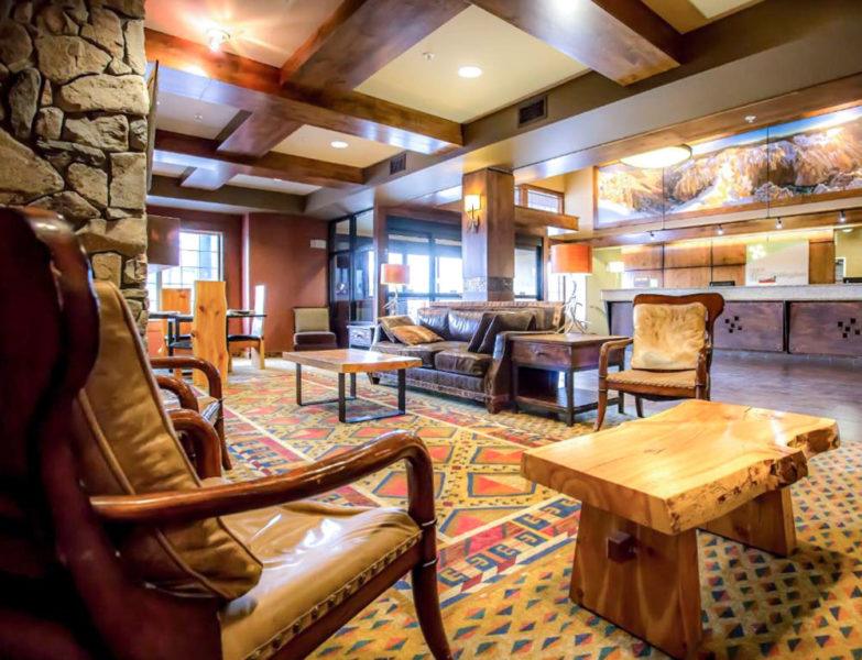 Best Yellowstone National Park Hotels: Holiday Inn West Yellowstone