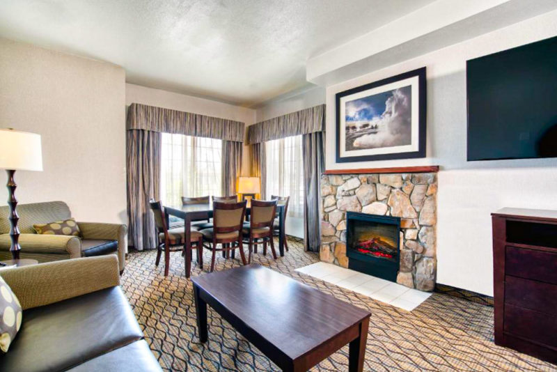 Closest Hotels to Yellowstone National Park: Holiday Inn West Yellowstone