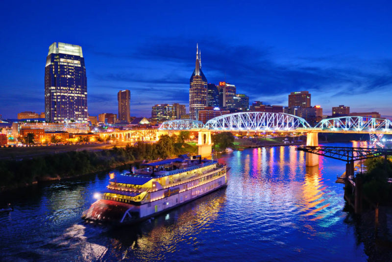 Nashville Things to do: “Rollin Down the River” on a Showboat
