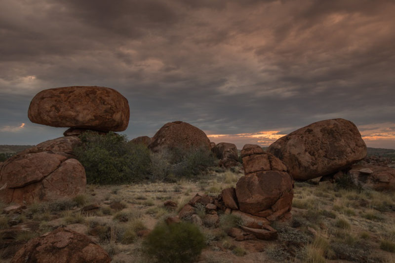 Outback Adventures Australia: Devil's Marbles Sunset