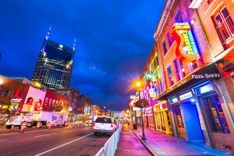 What to do in Nashville: Honky Tonk Highway