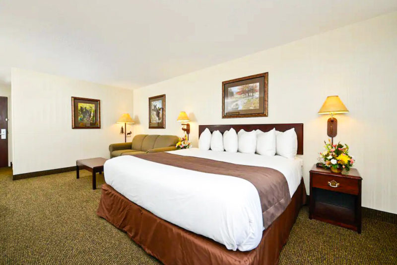 Wyoming Hotels Near Yellowstone National Park: Clubhouse Inn
