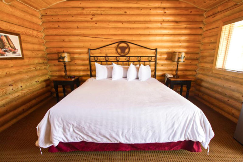Wyoming Hotels Near Yellowstone National Park: Cody Cowboy Village