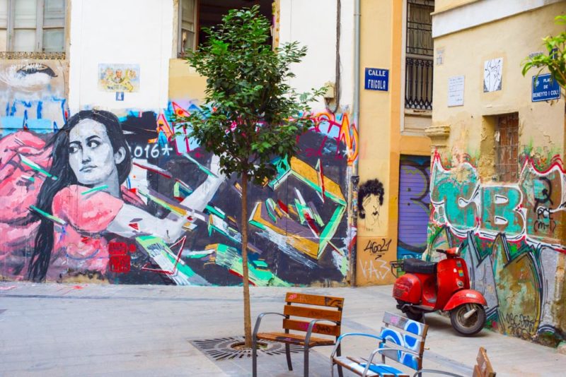 Unique Things to do in Valencia: Amazing Street Art
