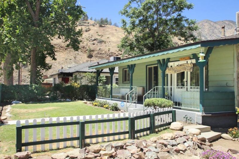 Where to Stay Near Sequoia National Park: Kern Riverview Inn