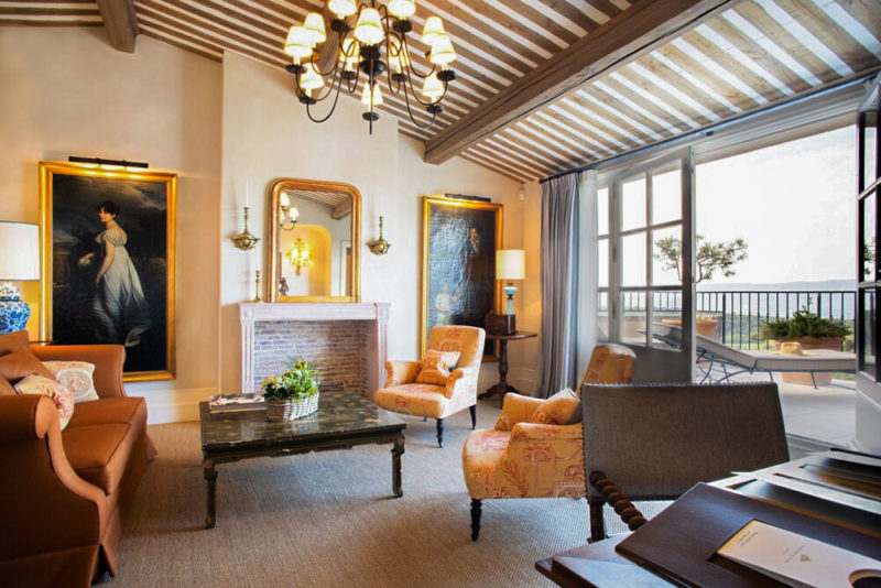 Best Hotels Provence France: La Bastide de Gordes