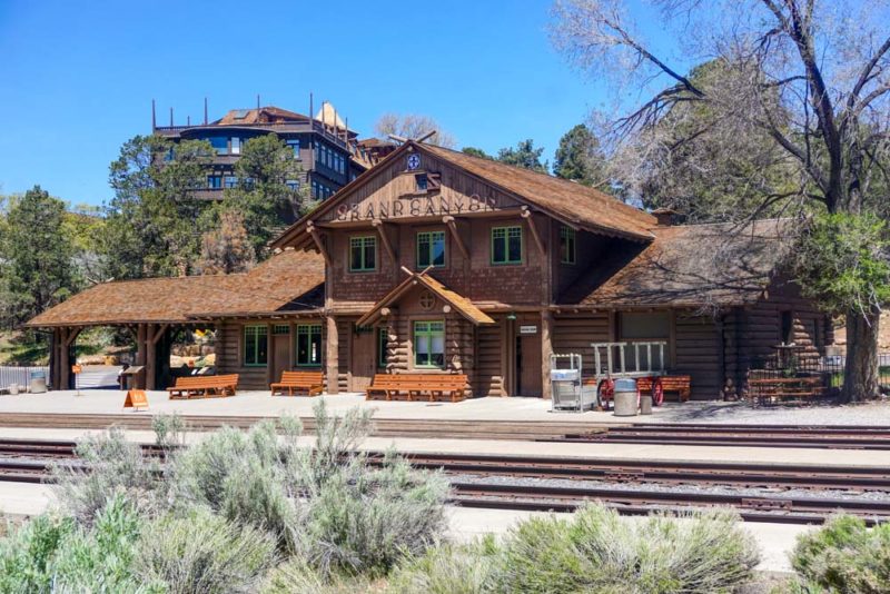Grand Canyon National Park Things to do: Grand Canyon Village