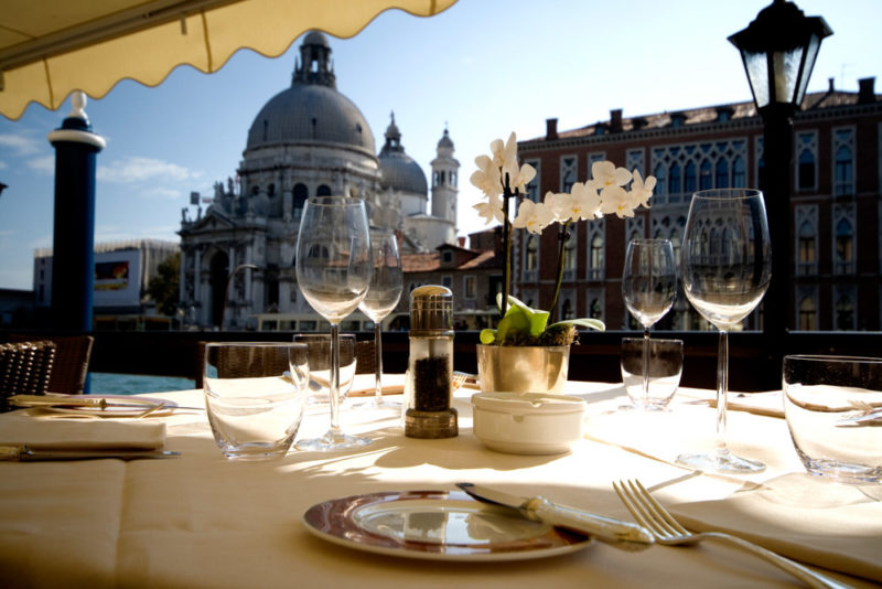 Must do things in Venice: Food and wine tour