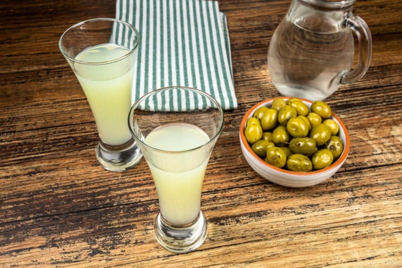 Provence Bucket List: Local bar to sip pastis
