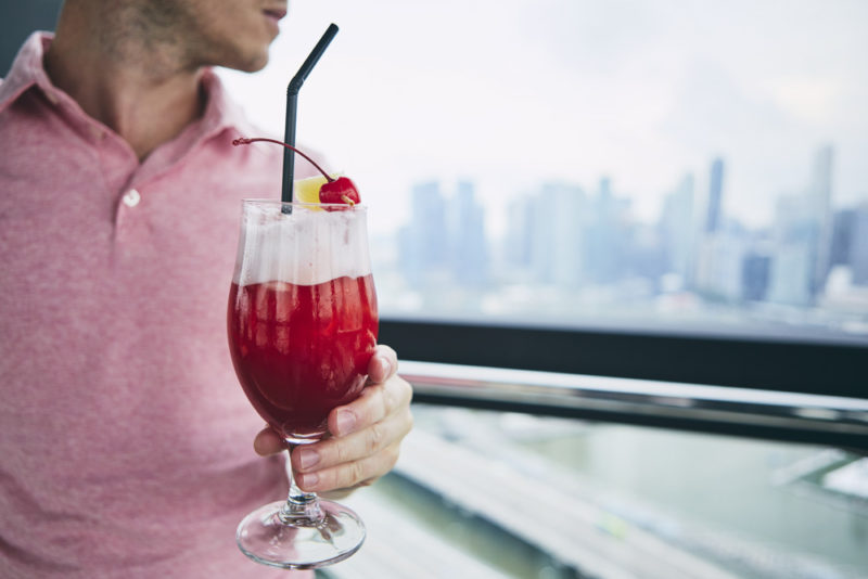 Unique Things to do in Singapore: Singapore Sling