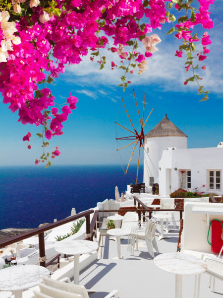Where to Stay in Oia, Greece: Cool Luxury Hotels