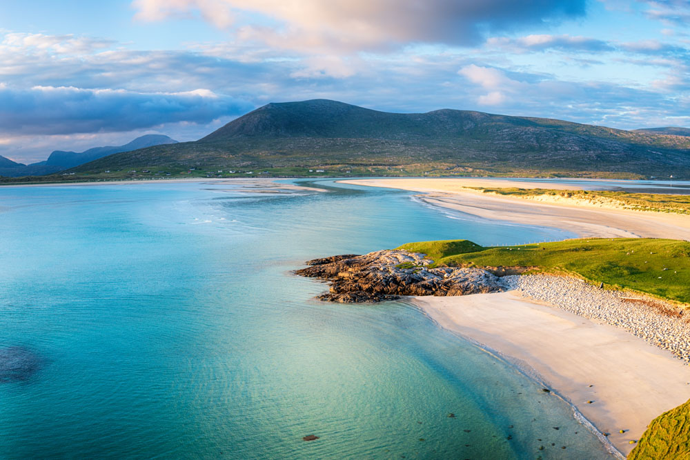Best Things to do in Scotland: White sand beaches on the Isle of Lewis and Harris