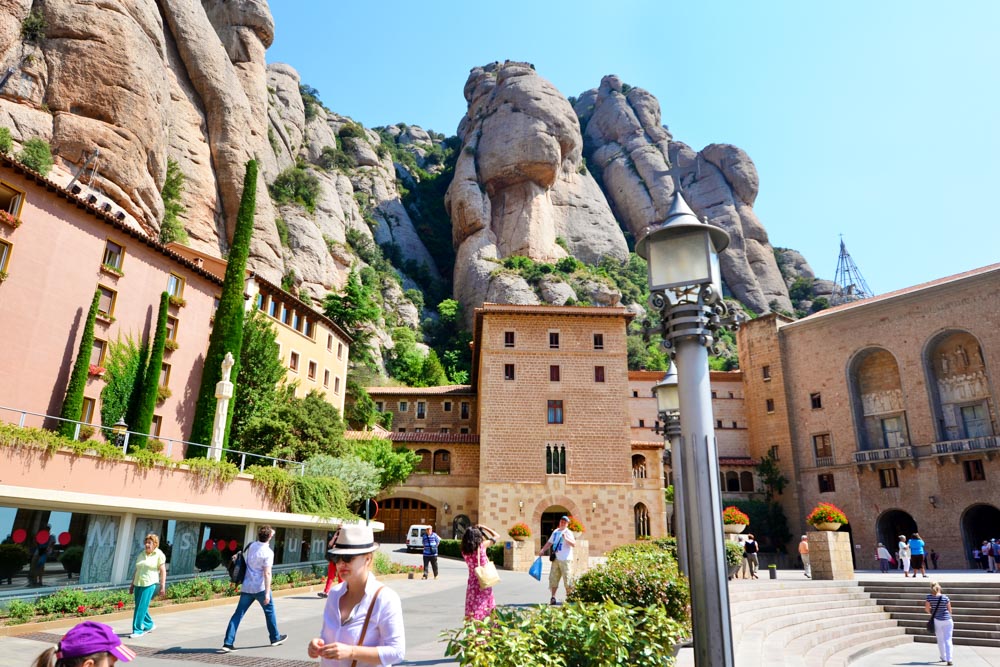 Best Things to do in Spain: Montserrat
