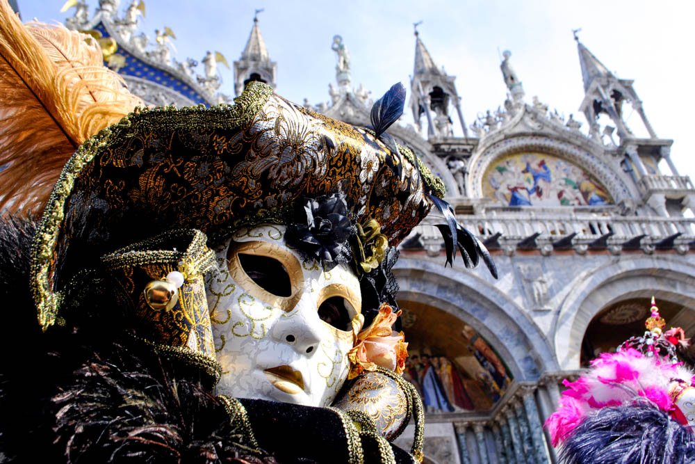Cool Things to do in Italy: Carnevale