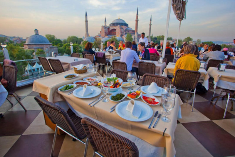 Istanbul Things to do: Rooftop bar