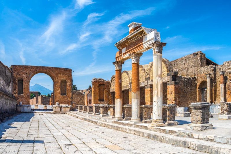 Italy Things to do: Ruins of Pompeii