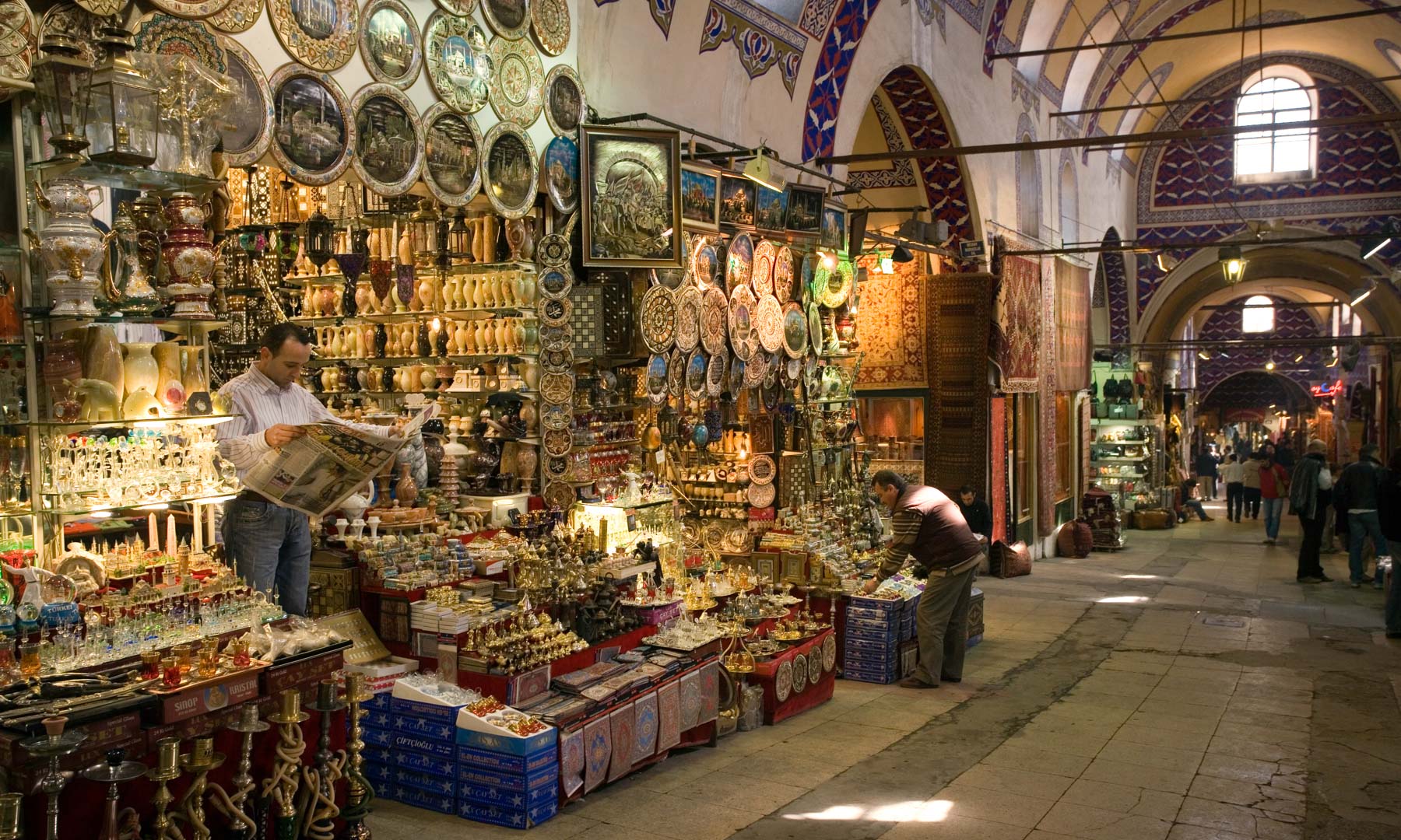 базар в стамбуле самый большой
