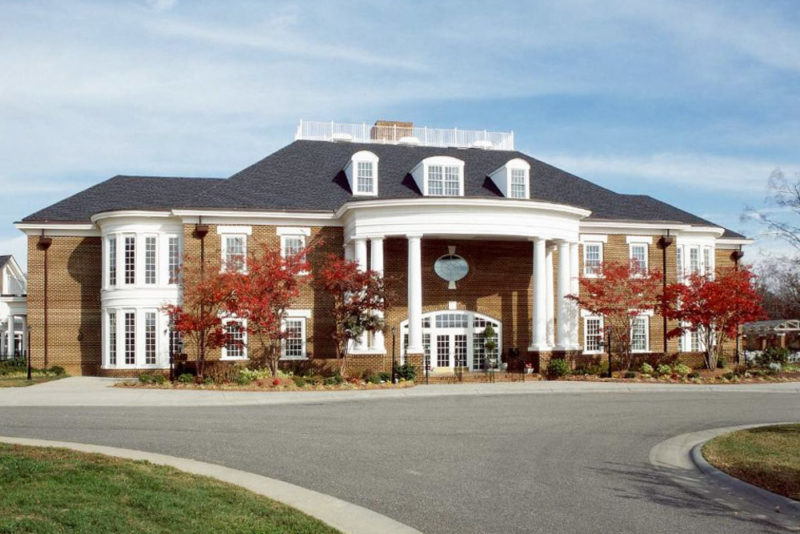 Best Hotels Williamsburg Virginia: Vacation Village at Williamsburg