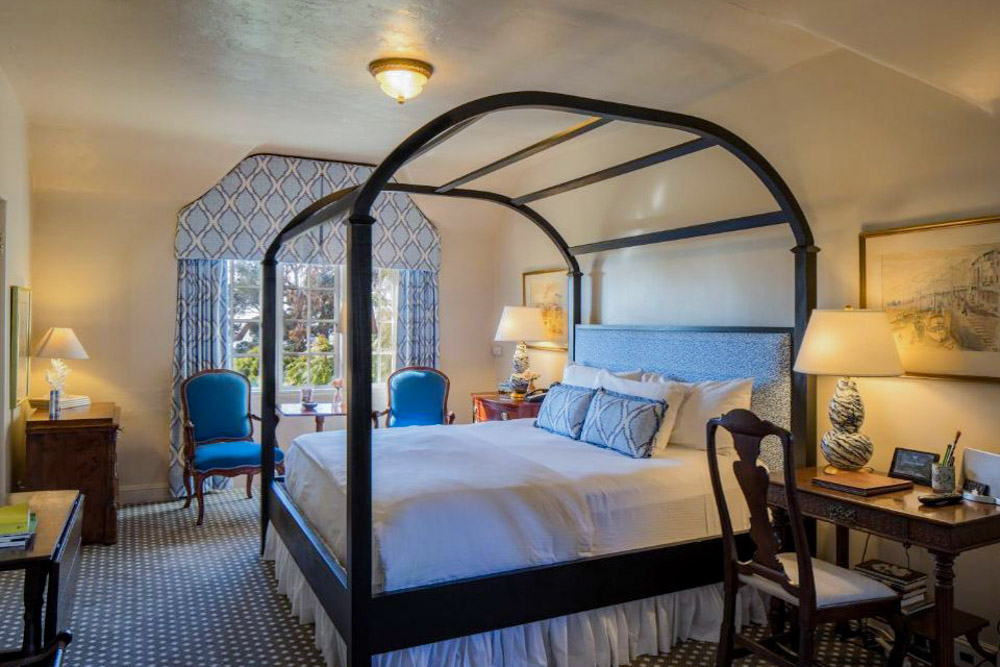 Where to stay in Carmel-by-the-Sea California: L’Auberge Carmel, Relais & Chateaux