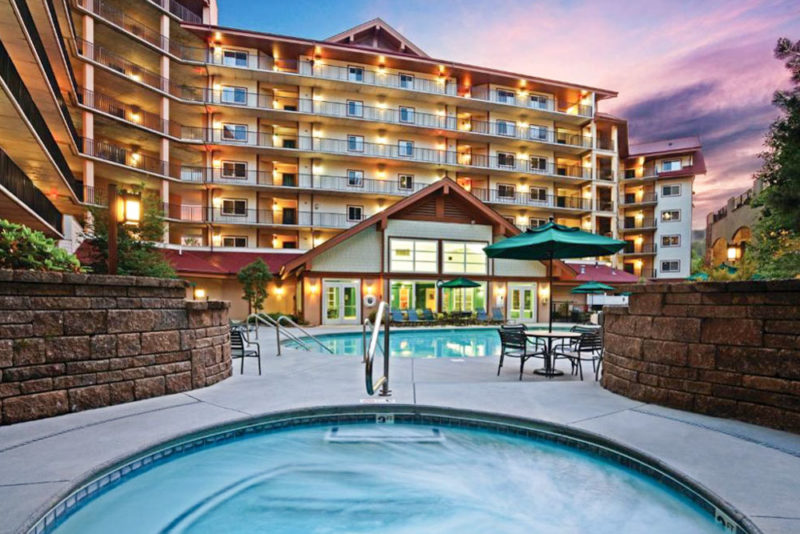 Where to stay in Gatlinburg Tennessee: Holiday Inn Club Vacations Smoky Mountain Resort