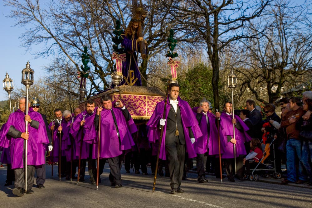 Best Things to do in Portugal: Holy Week processions