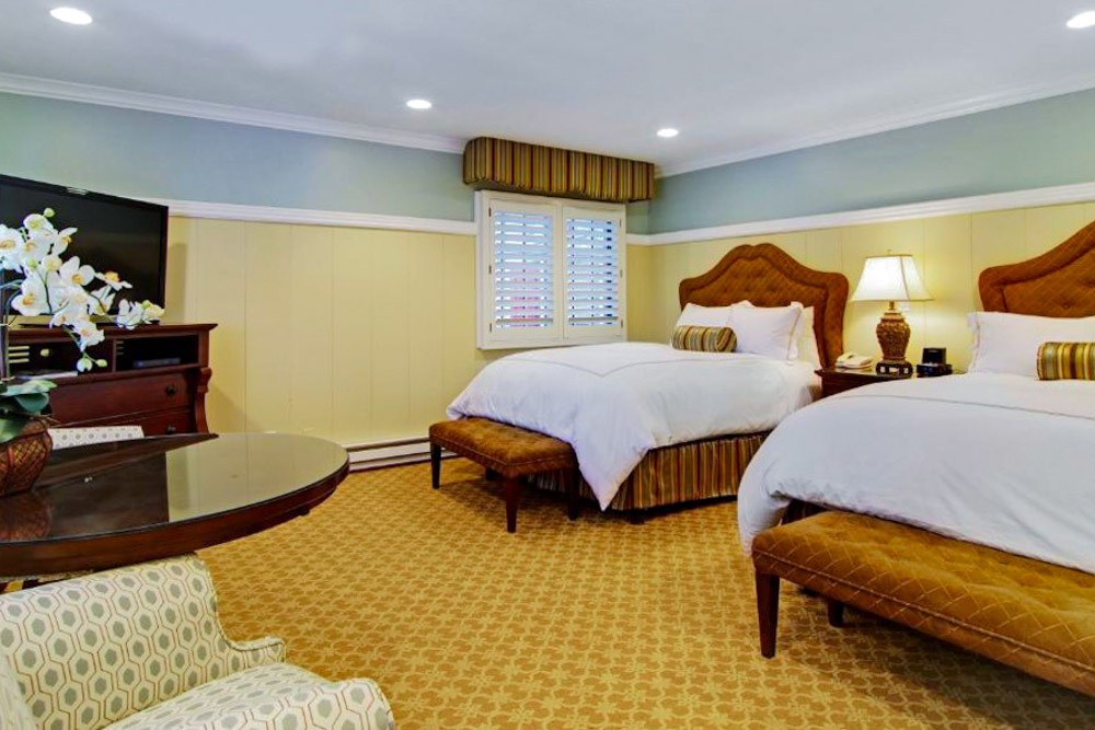 Cool Carmel-by-the-Sea Hotels: Wayside Inn