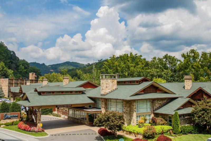 Cool Hotels Gatlinburg Tennessee: Greystone Lodge on the River