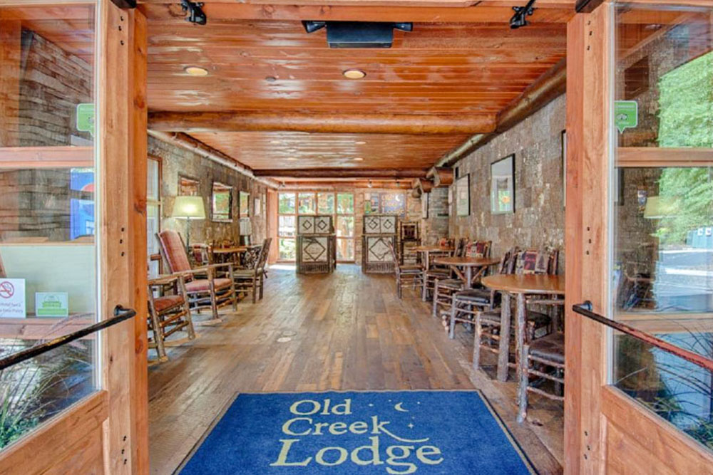 Gatlinburg Boutique Hotels: Old Creek Lodge