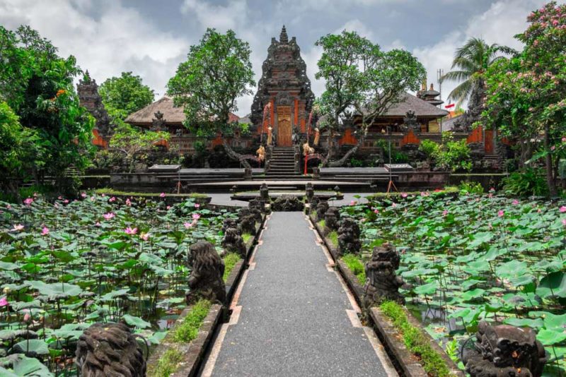 Ubud, Bali Things to do: Pura Taman Saraswati