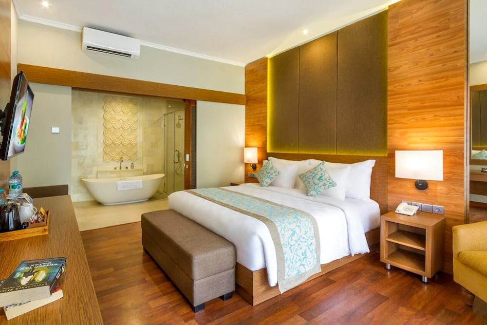 Where to stay in Kuta Beach Indonesia: Adhi Jaya Hotel