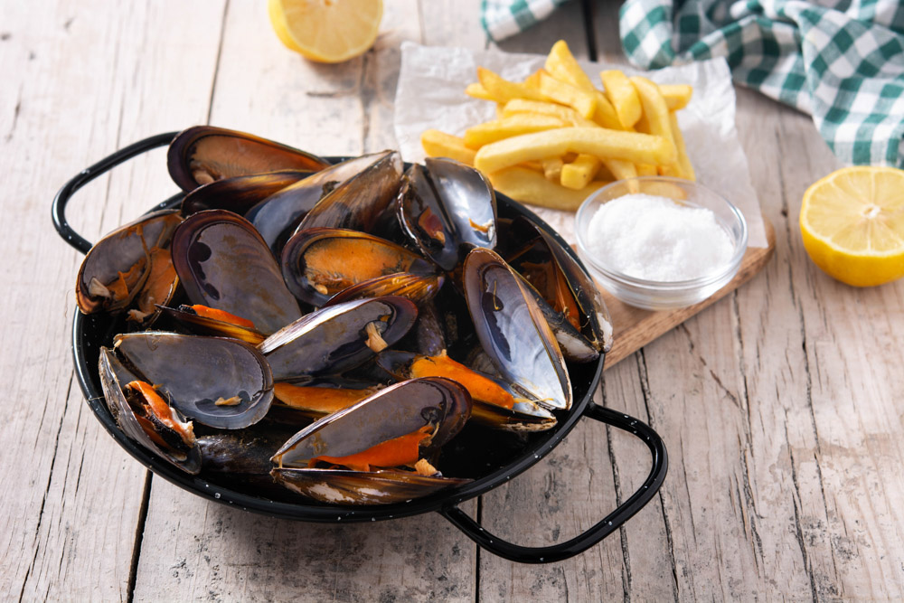Brussels Bucket List: Moules-frites and Belgian fries
