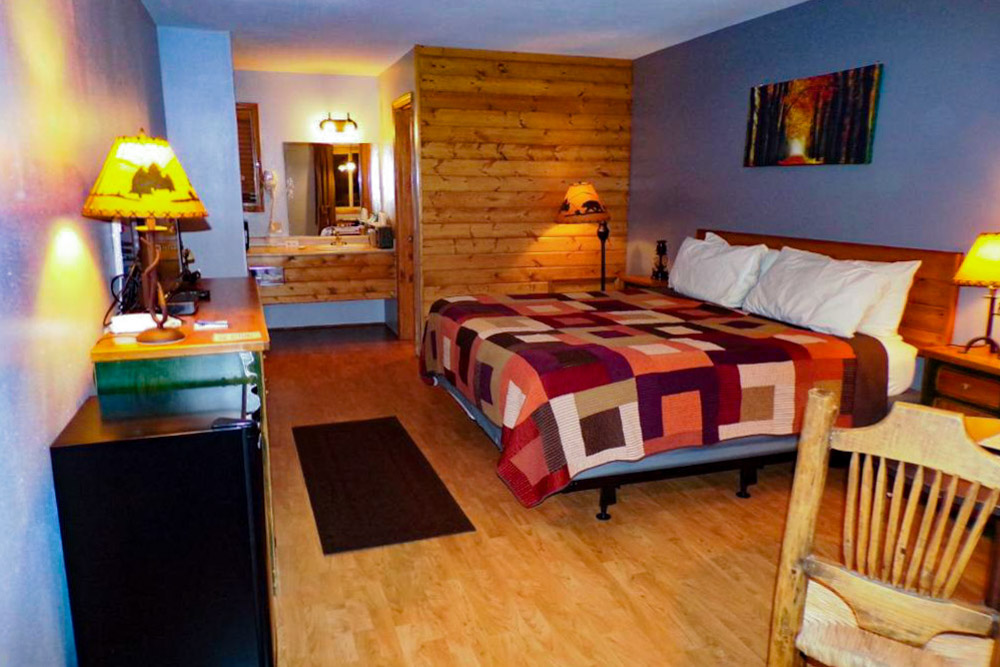 Cool Eureka Springs Hotels: The Lookout Lodge