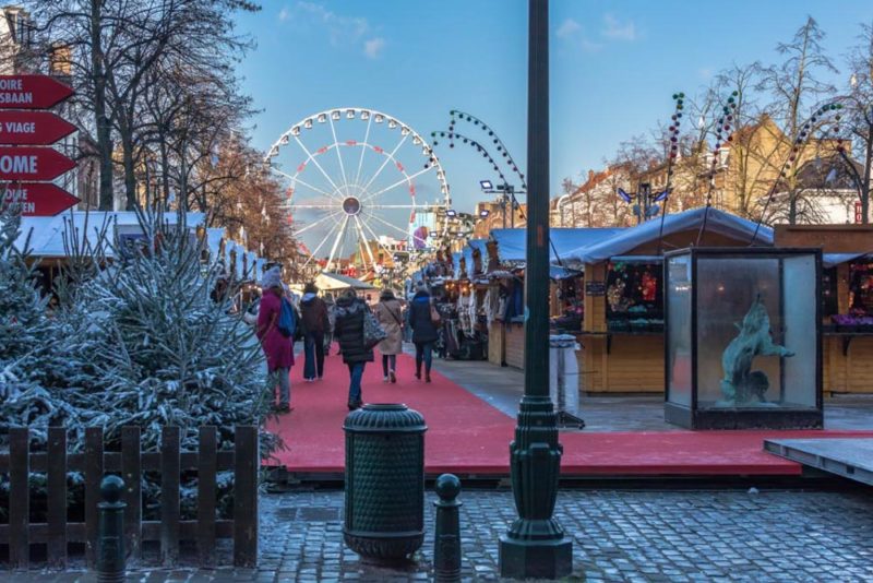 Cool Things to do in Brussels: Christmas market
