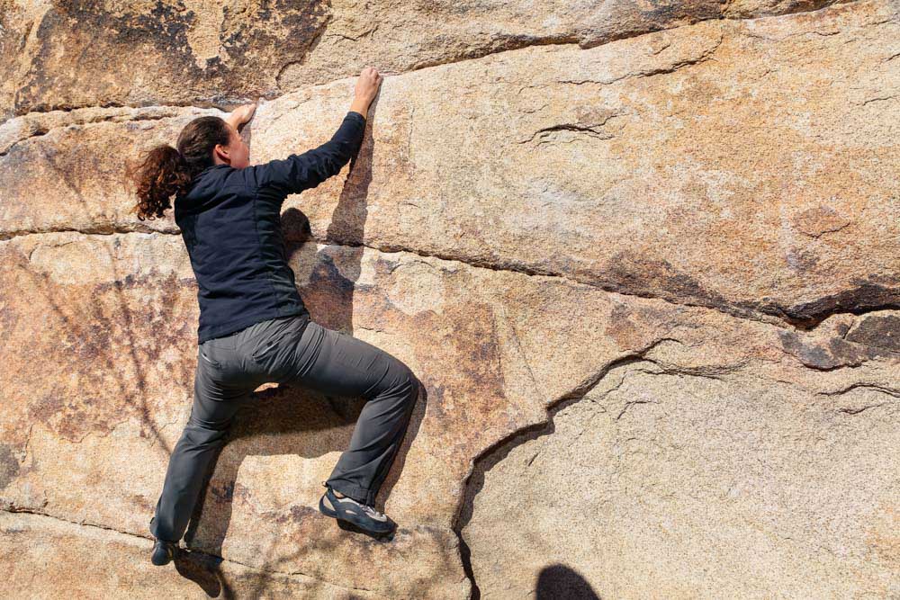 Cool Things to do in Joshua Tree: Bouldering, Rock Climbing, Highlining, Canyoneering