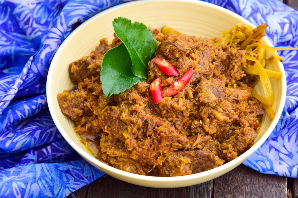 Indonesia Foods to try list: Beef rendang