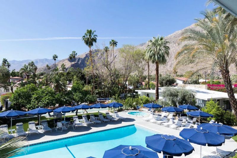 Joshua Tree National Park Hotels in California: Holiday House Palm Springs