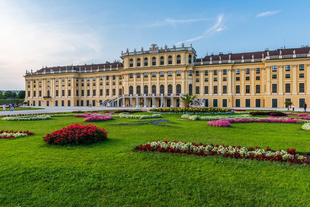 Must do things in Austria: Schӧnbrunn Palace