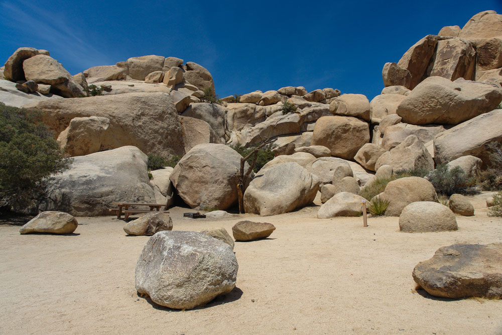 Unique Things to do in Joshua Tree: Hidden Valley