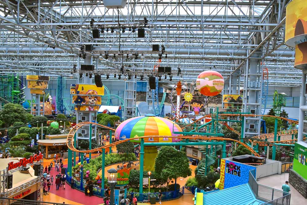 What to do in Minneapolis: Biggest Mall in the US