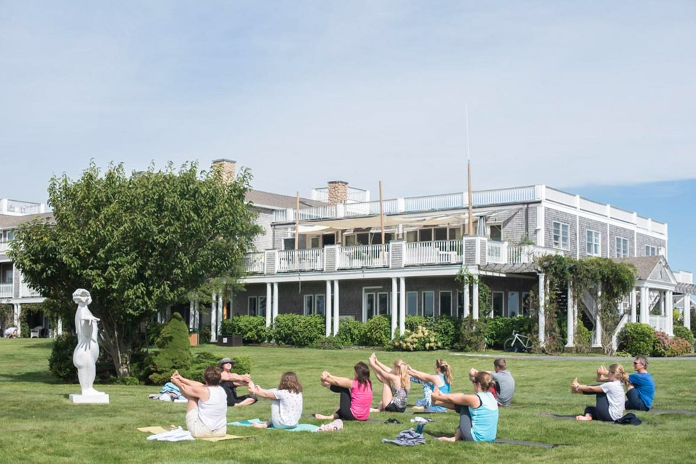 Where to stay in Martha’s Vineyard Massachusetts: Winnetu Oceanside Resort at South Beach