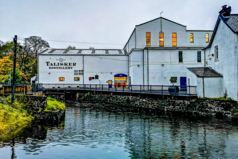 Cool Distilleries in Scotland: Talisker Distillery