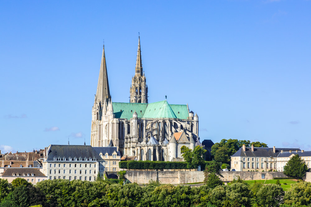 Cool Things to do in France: Chartres Cathedral