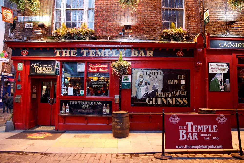Cool Things to do in Ireland: Temple Bar