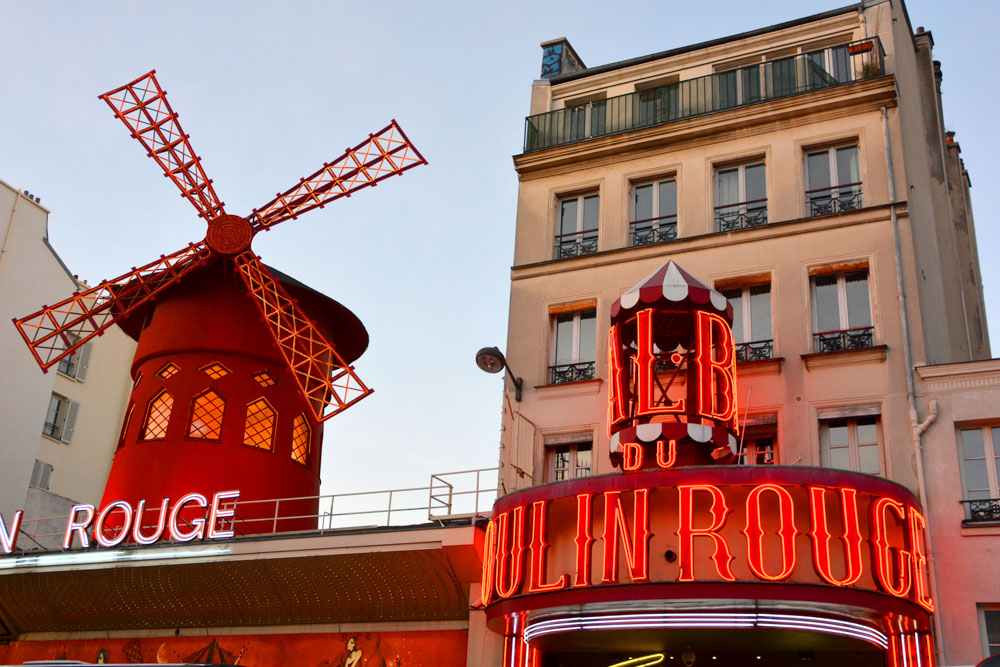 France Things to do: Moulin Rouge
